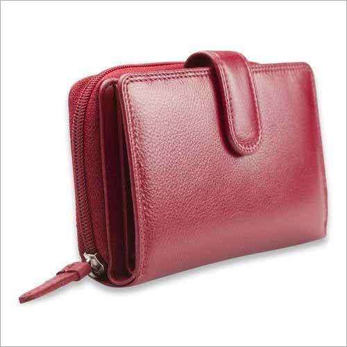 Clutch bag Red Ladies Leather Purse at Rs 450/piece in Kolkata | ID:  2851582771991