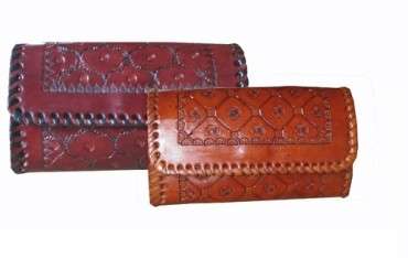 Manufacturer of  Handmade Ladies Leather Wallet Manufacturers in Bangalore